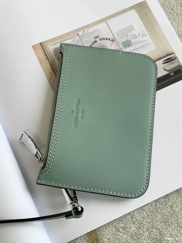 VUITTON PM HINA LOUIS 0807